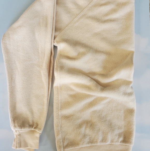 Crewneck Unisex Sweater -BlanketBlend-Feat-Oatmeal - Picture 2 of 7